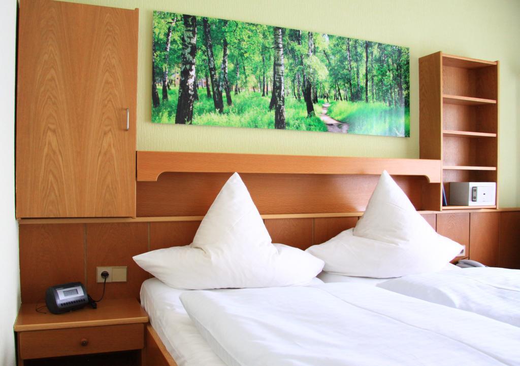 Hotel Garni Vier Jahreszeiten Bad Fussing Bagian luar foto